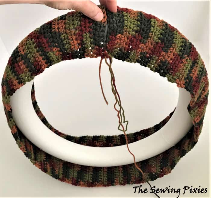 Crochet fall wreath pattern