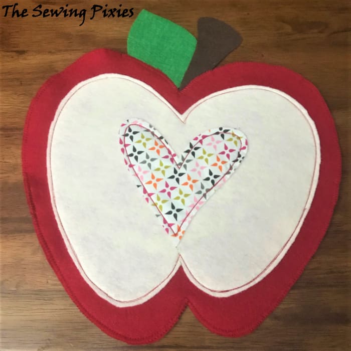 DIY felt apple placemats 