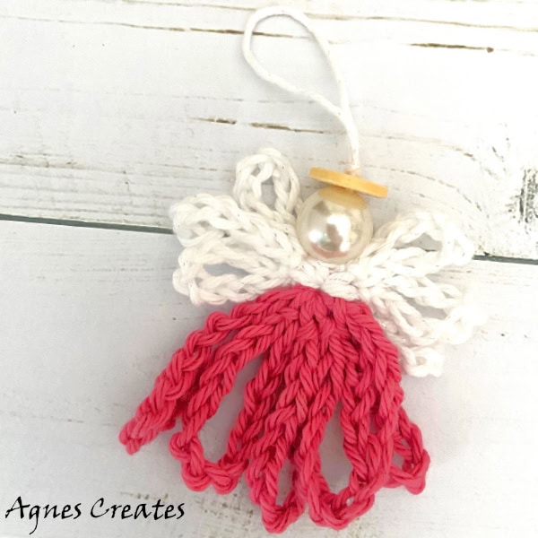 Follow my chain crochet angel ornament pattern to learn how to crochet a CHristmas ornament! It make a perfect crochet gift idea.