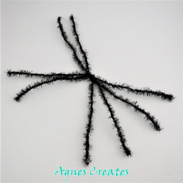 Follow my easy spider crochet pattern! Learn how crochet a spider in two sizes!