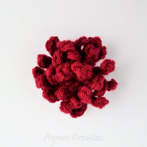 Follow this easy mum crochet pattern! Perfect for a fall decor crochet pattern idea!