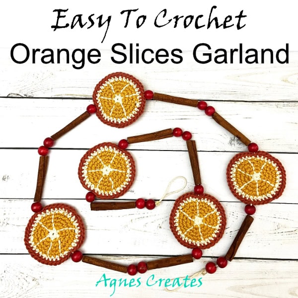 Follow my orange slice crochet pattern and learn how to crochet fun Christmas garland decor! Free orange slice crochet pattern!