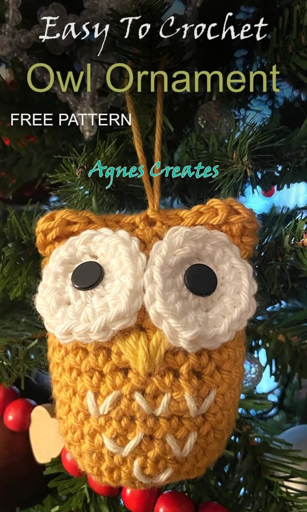 Easy owl ornament crochet pattern! Learn how to crochet an owl decoration for your Christmas tree!