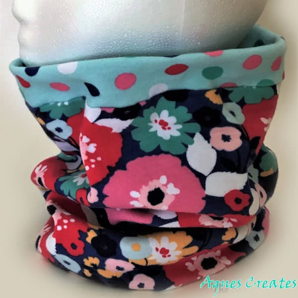 Learn how to sew a tube scarf in child sizes! Free tube scarf pattern and tutorial included!