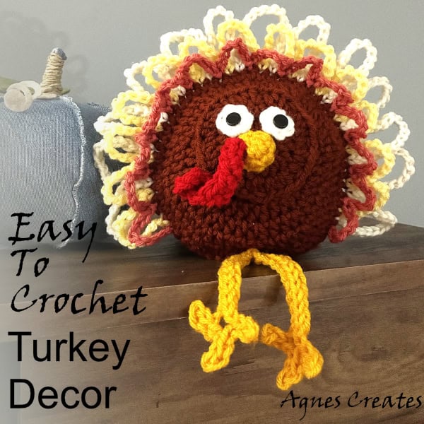 Follow my turkey decoration crochet pattern and learn how to crochet a fall decor. Free turkey crochet pattern included.